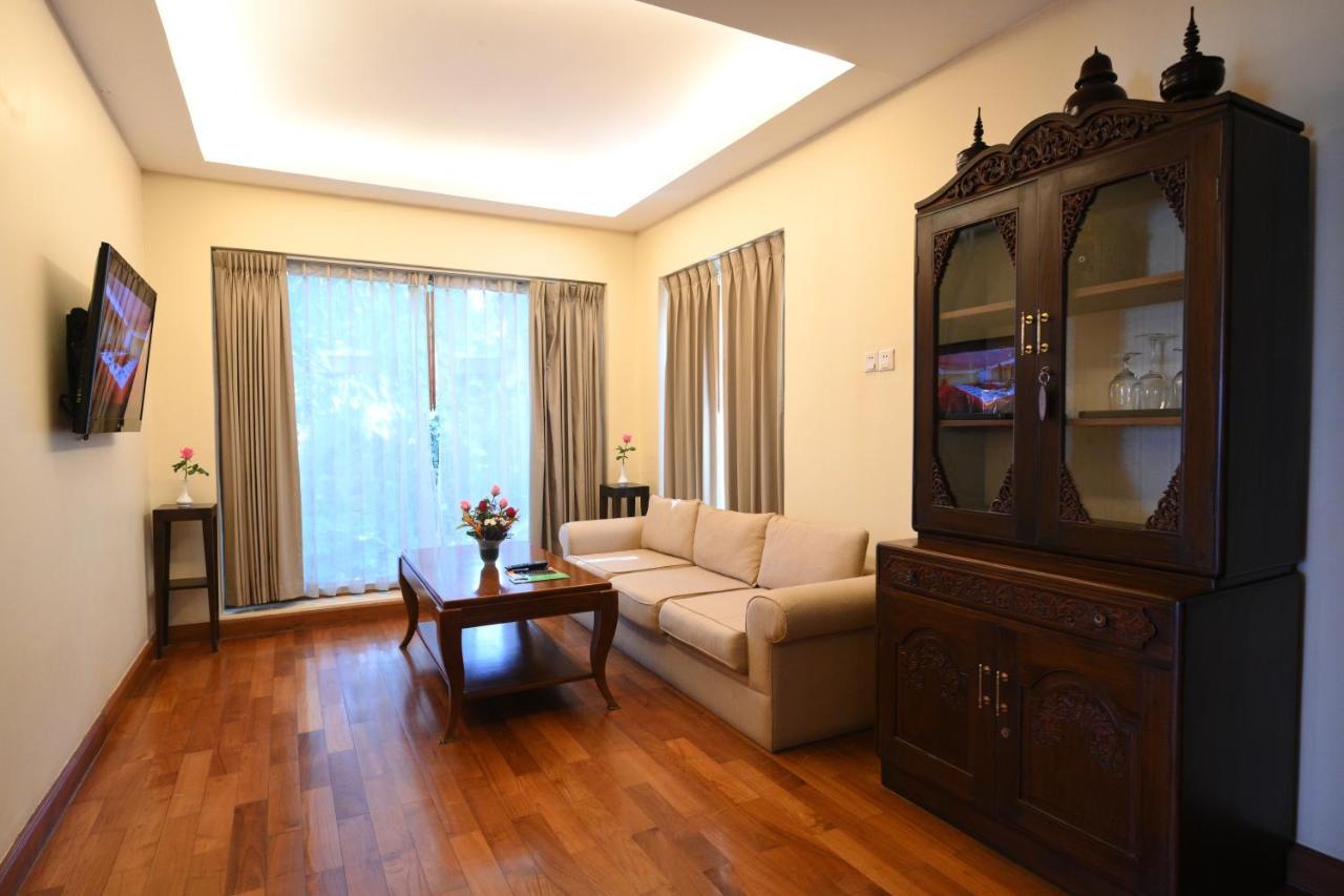 Aye Yar River View Resort Баган Екстериор снимка