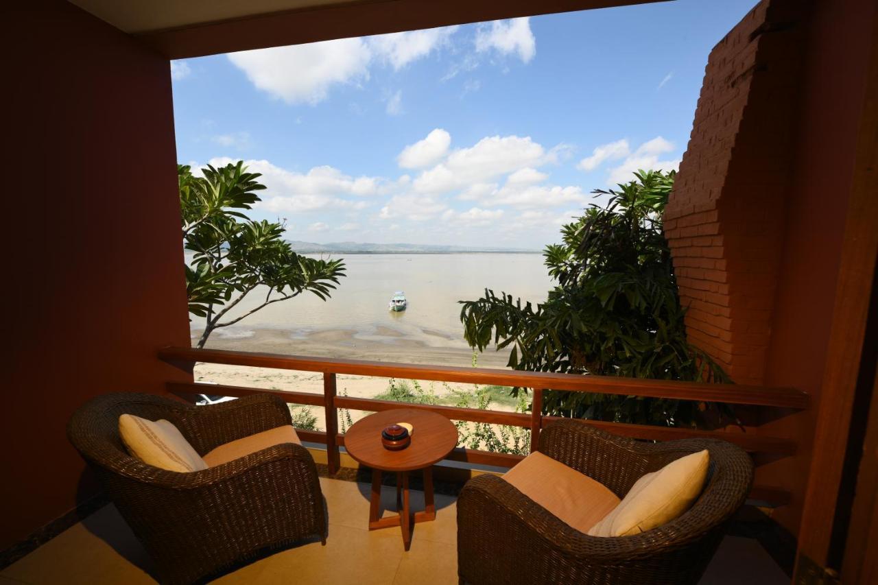 Aye Yar River View Resort Баган Екстериор снимка