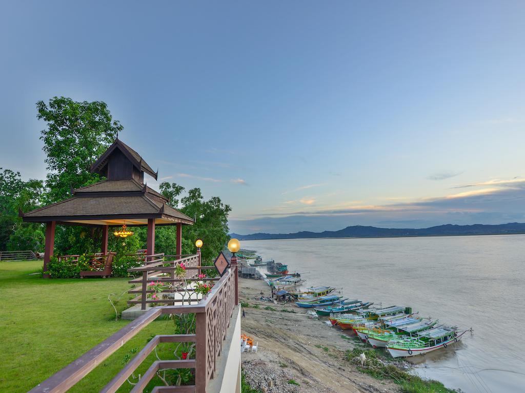 Aye Yar River View Resort Баган Екстериор снимка