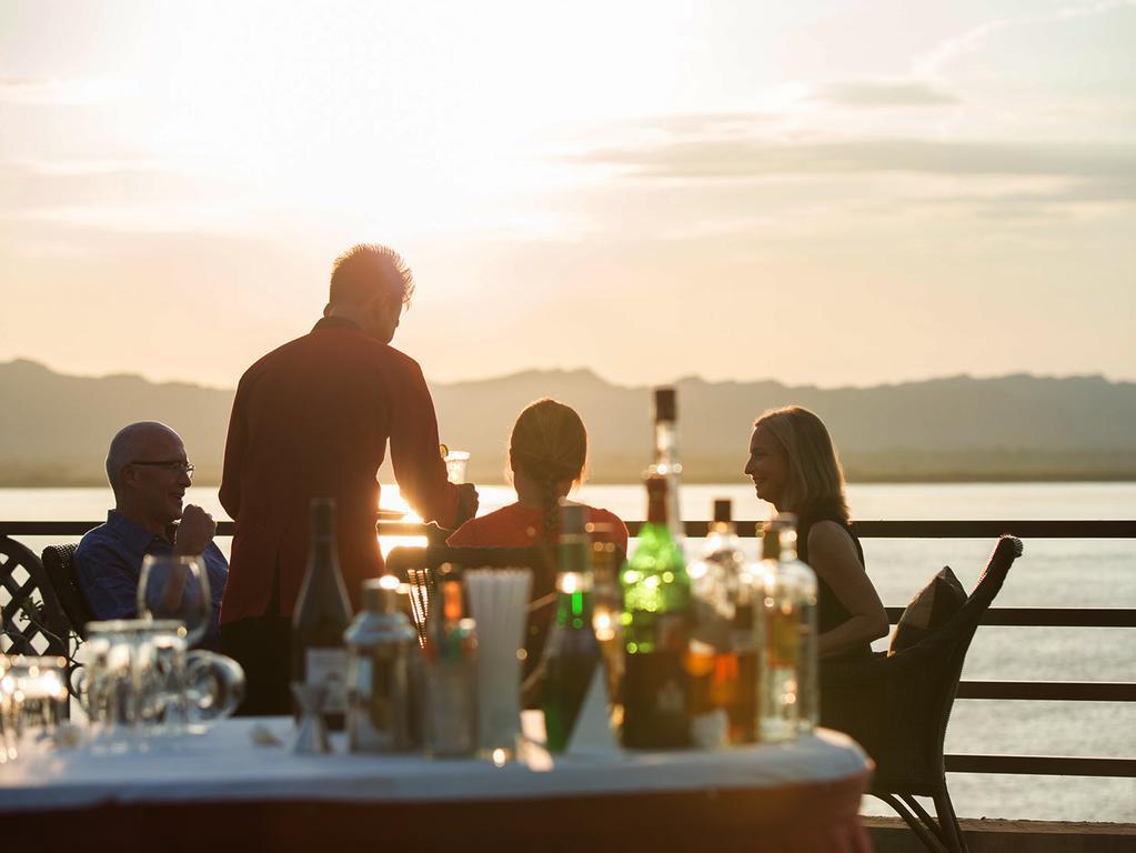 Aye Yar River View Resort Баган Екстериор снимка
