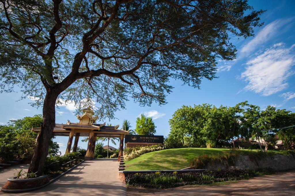Aye Yar River View Resort Баган Екстериор снимка